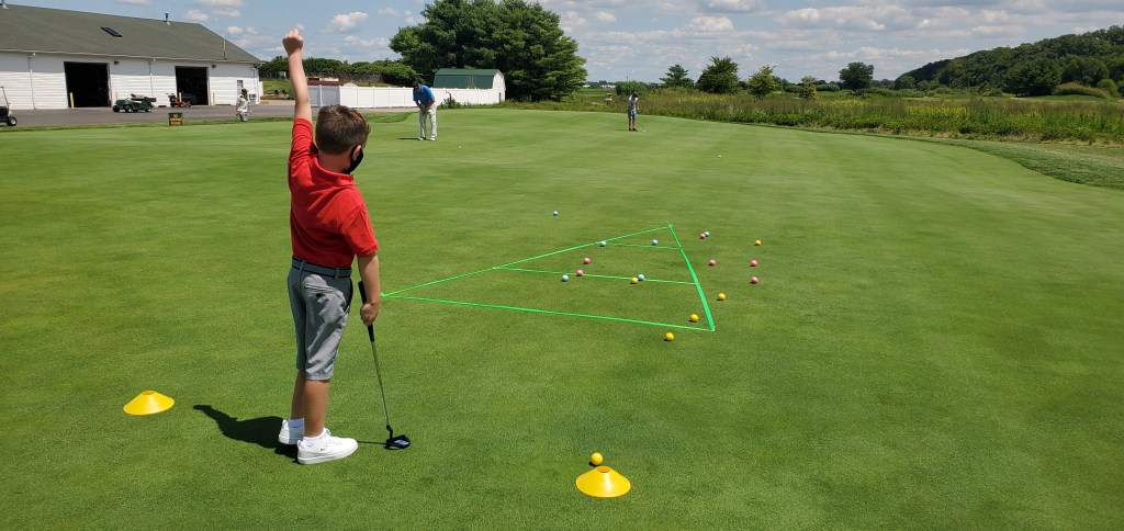 Junior golf camp, photo #3.